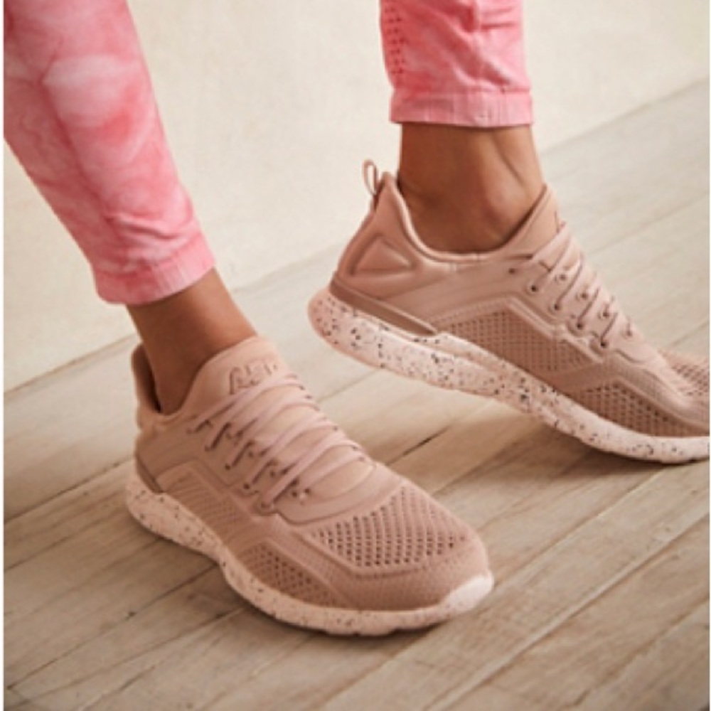 APL Techloom Tracer Sneakers
